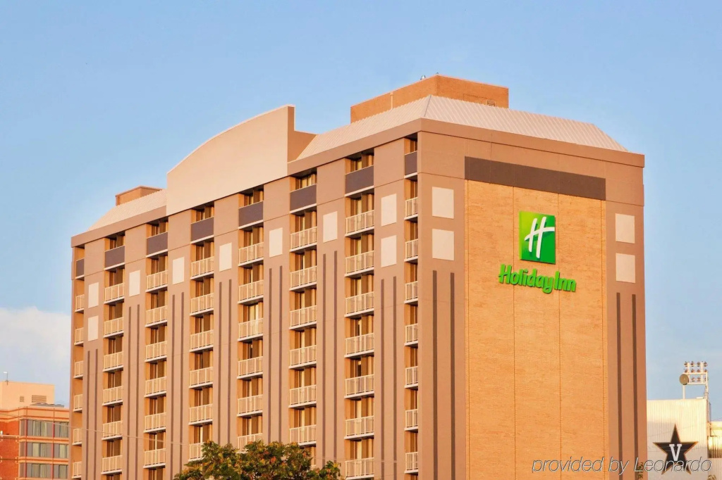photo 1 of Holiday Inn Nashville - Vanderbilt (Dwtn) by IHG