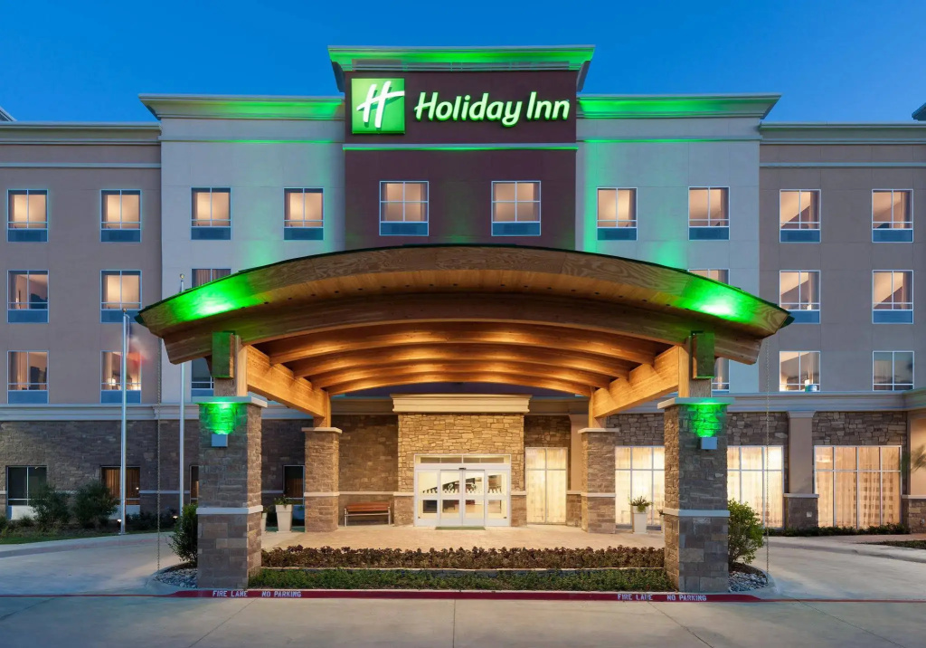 photo 1 of Clarion Hotel The Colony - Plano West