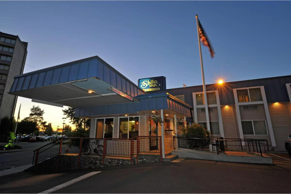 photo 1 of Holiday Inn Portland
