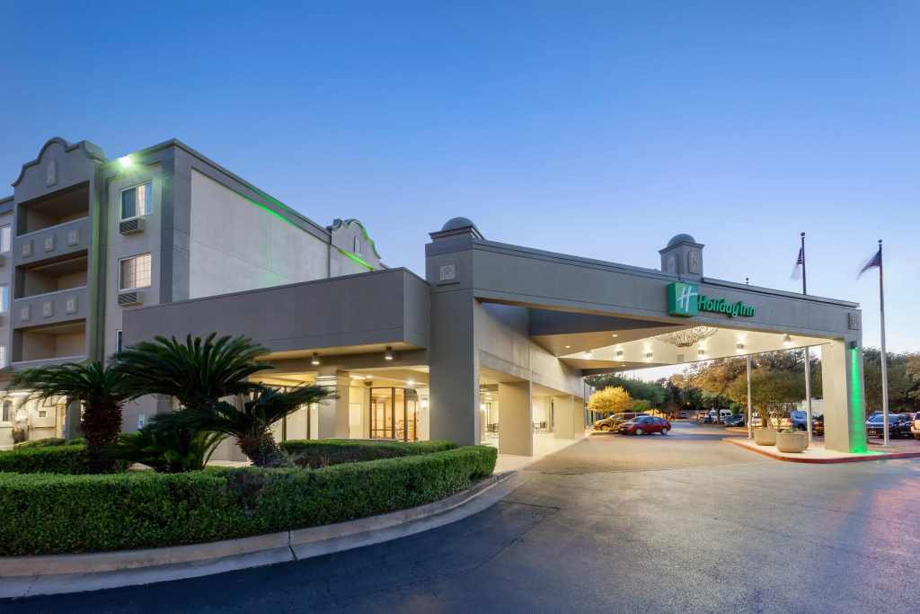 photo 1 of Holiday Inn San Antonio-Downtown/Market Square