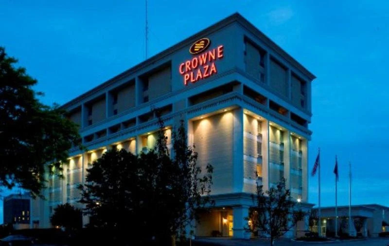 photo 1 of Holiday Inn Select South