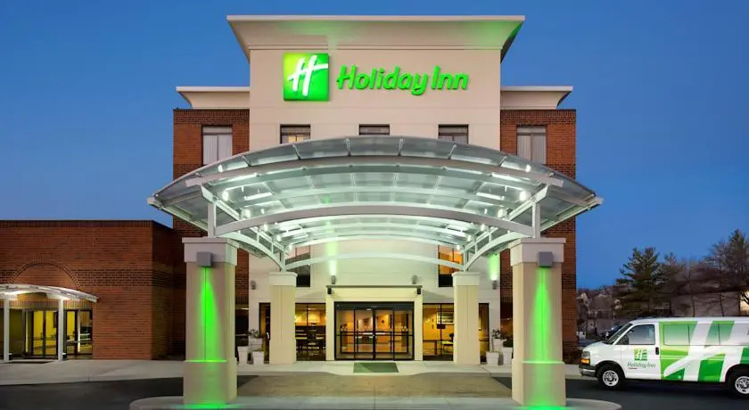 photo 1 of Aviator Hotel & Suites South I-55, BW Signature Co (ex. HOLIDAY INN ST. LOUIS-SOUTH COUNTY CENTER)