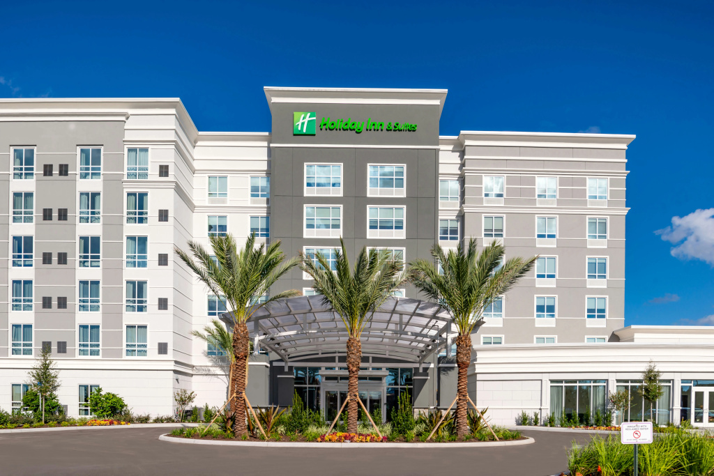 photo 1 of Holiday Inn & Suites Orlando I-Drive Theme Parks by IHG