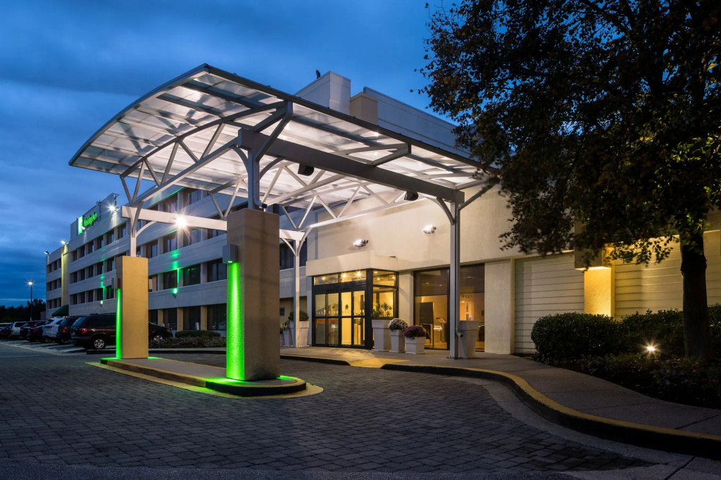 photo 1 of Holiday Inn Washington-College Pk (I-95) by IHG