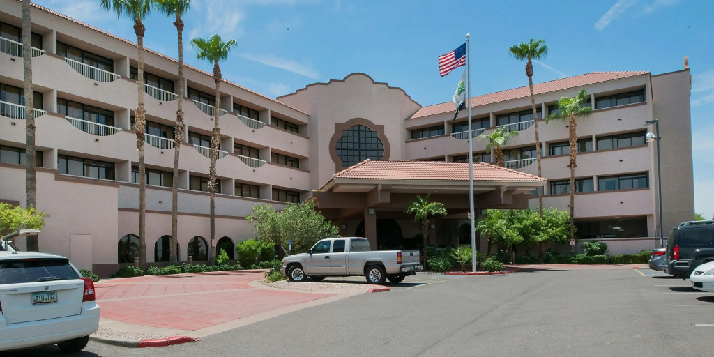 photo 1 of GreenTree Hotel Phoenix West