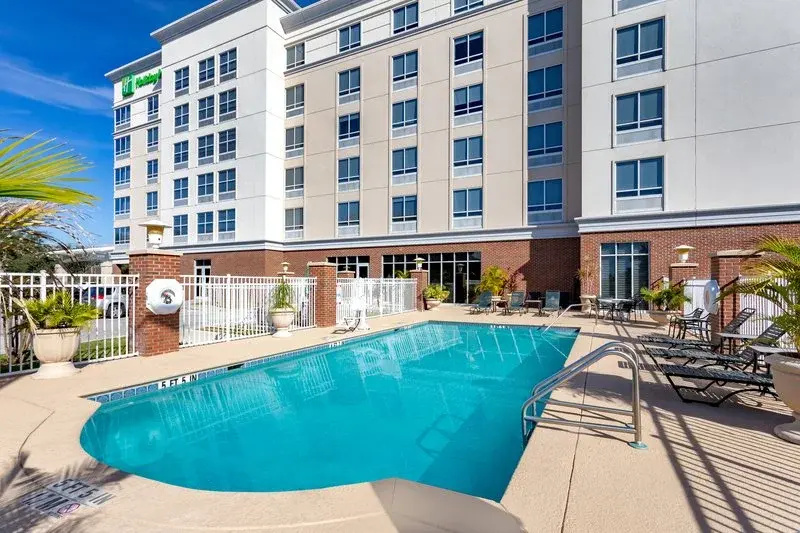 photo 1 of Holiday Inn Winter Haven