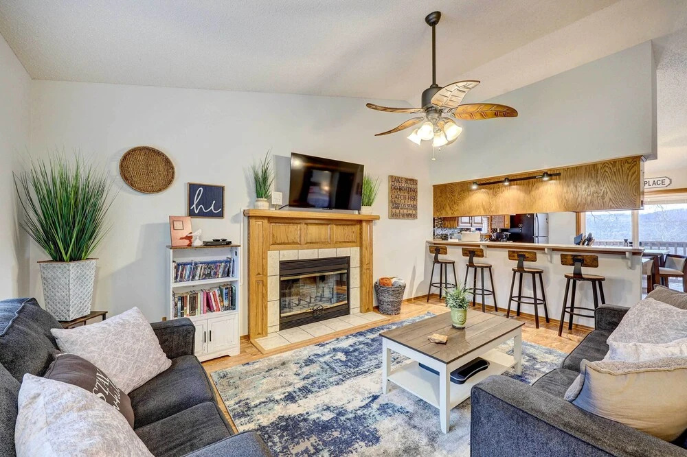photo 1 of Holiday Island Vacation Rental w/ 2 Balconies