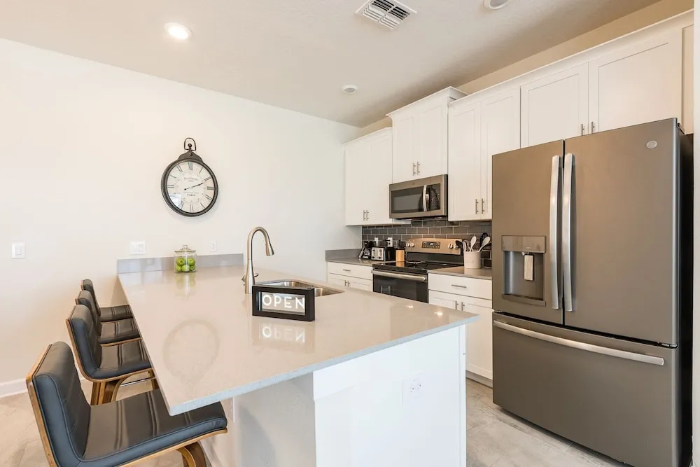 photo 1 of Modern and Spacious 5 bed Home Resort