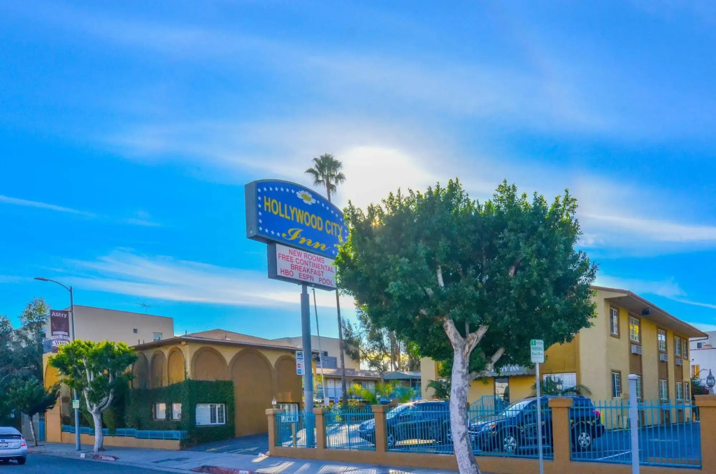 photo 1 of Hollywood City Inn