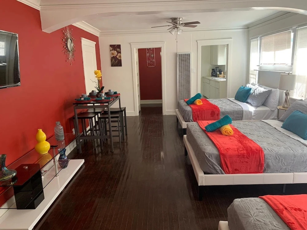 photo 1 of Hollywood Comfortable Stay
