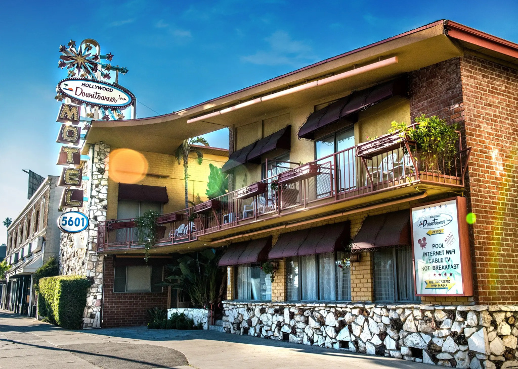 photo 1 of Hollywood Downtowner Inn