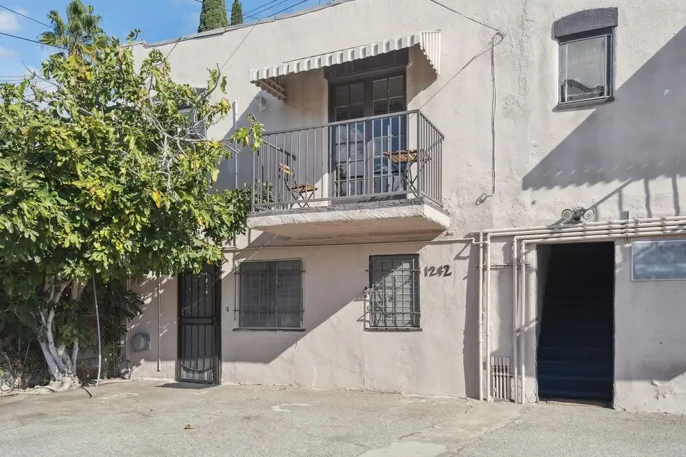 photo 1 of Hollywood Gem 1 Bedroom Apts by RedAwning