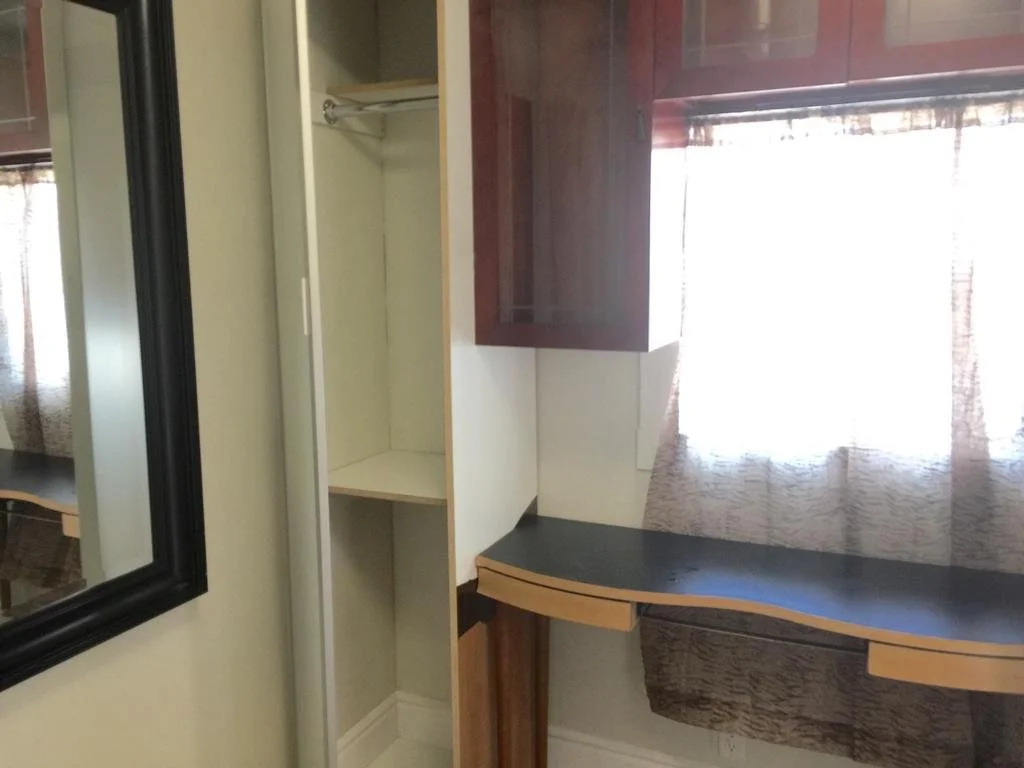 photo 1 of Hollywood Room Rental
