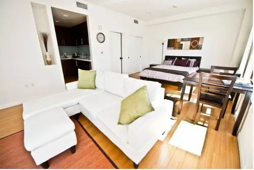 photo 1 of Hollywood View Apartment by Ginosi