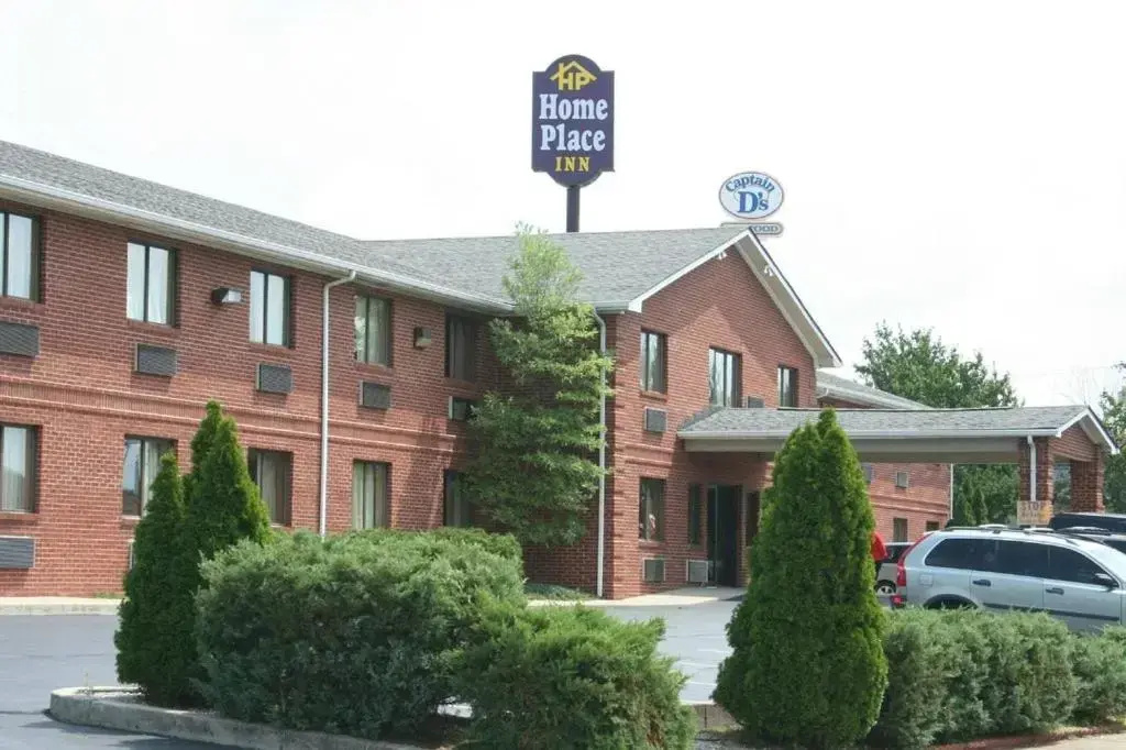 photo 1 of Home Place Inn
