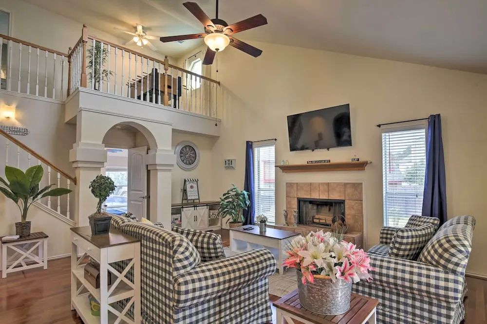 photo 1 of San Antonio Home w/ Pool & Hot Tub Near Seaworld!