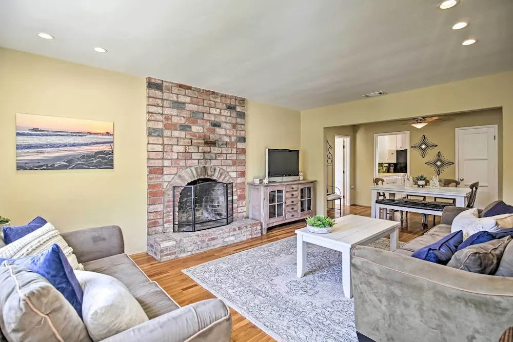 photo 1 of Oceanside Home w/ Yard - Walk to Beach & Pier