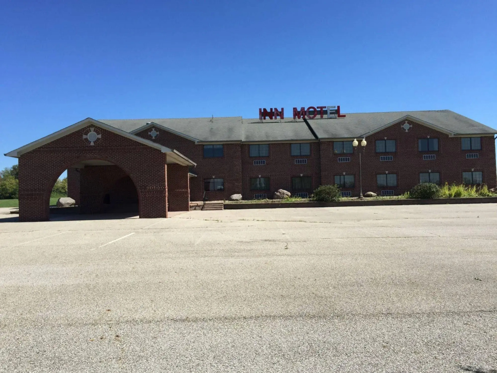 photo 1 of My Hometown Inn