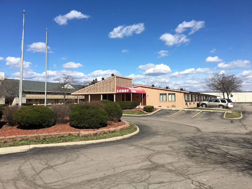 photo 1 of Hometown Inn