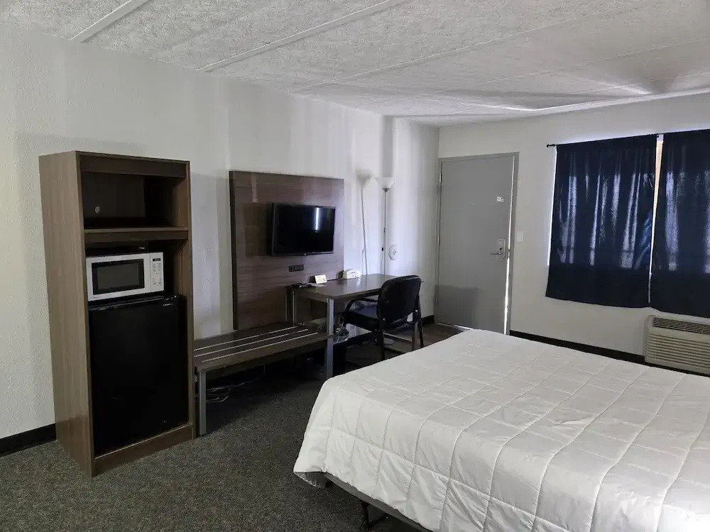 photo 1 of Home-Towne Lodge