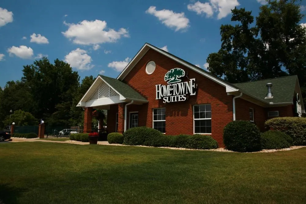 photo 1 of InTown Suites Extended Stay Auburn AL - Auburn University