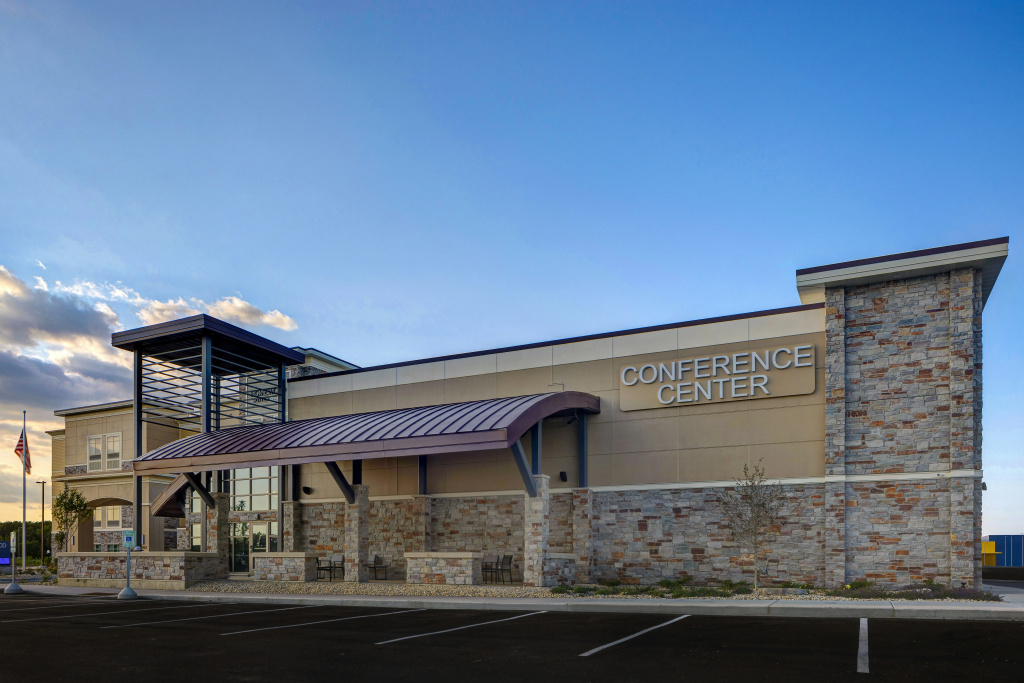 photo 1 of Homewood Suites by Hilton Oak Creek Milwaukee