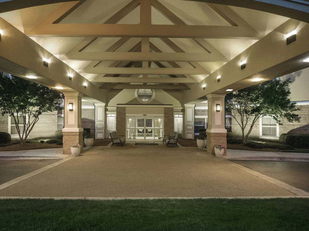 photo 1 of Homewood Suites by Hilton Raleigh-Durham AP/Research Triangle