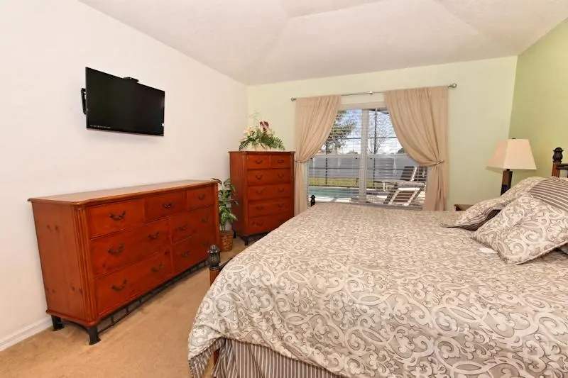 photo 1 of Hotel 1112 Solana Circle 4 Bedrooms, 3 Bathrooms