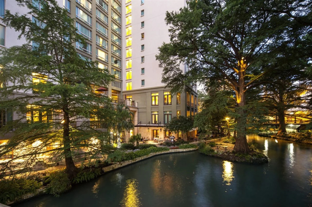 photo 1 of Hotel Contessa