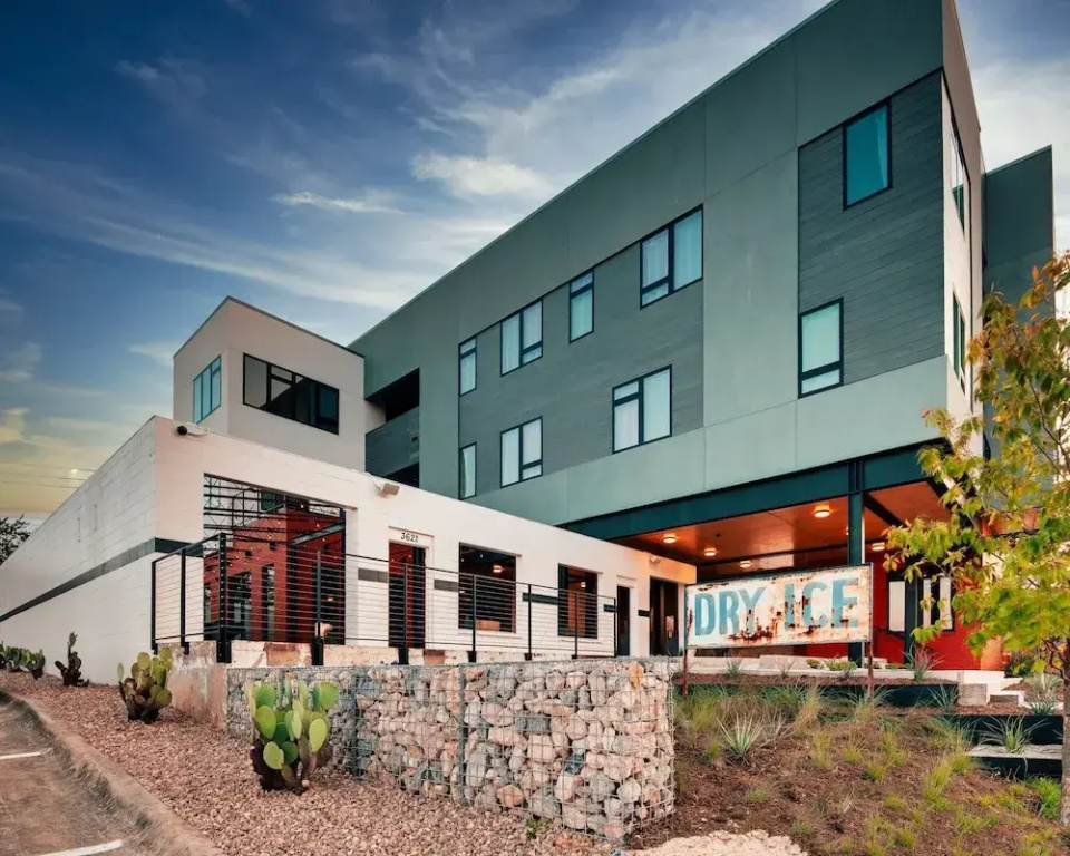 photo 1 of Hotel Dryce