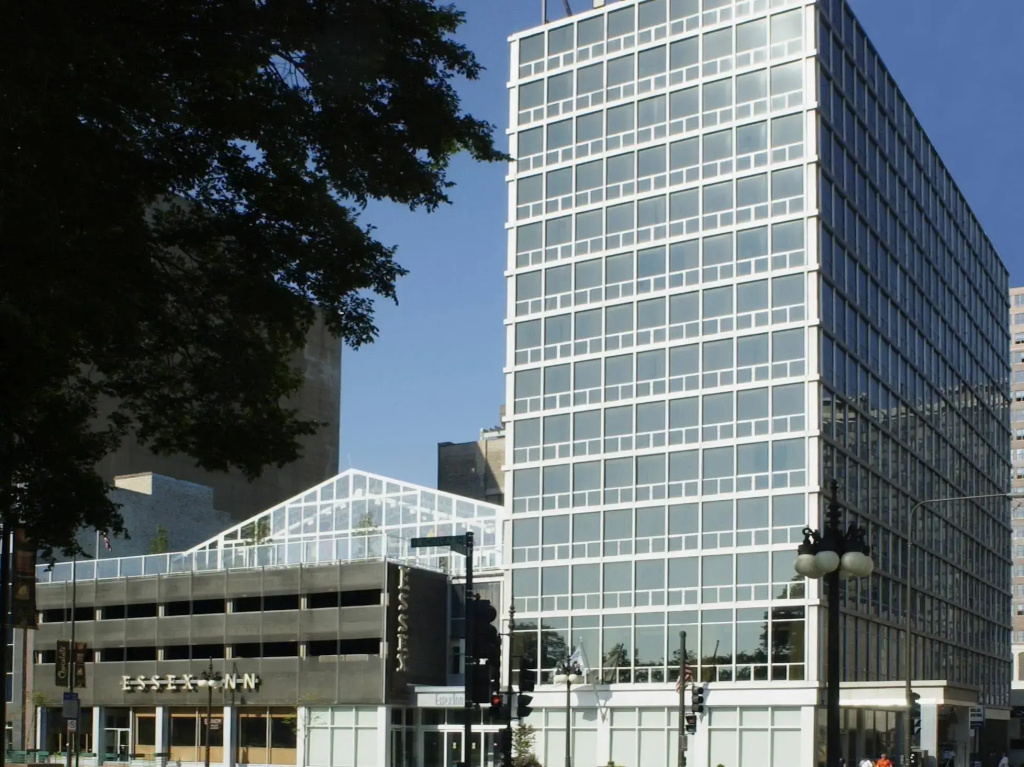 photo 1 of Le Méridien Essex Chicago