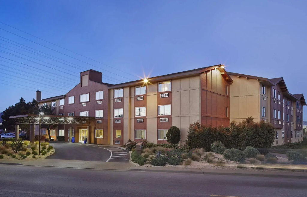 photo 1 of Hotel Focus SFO