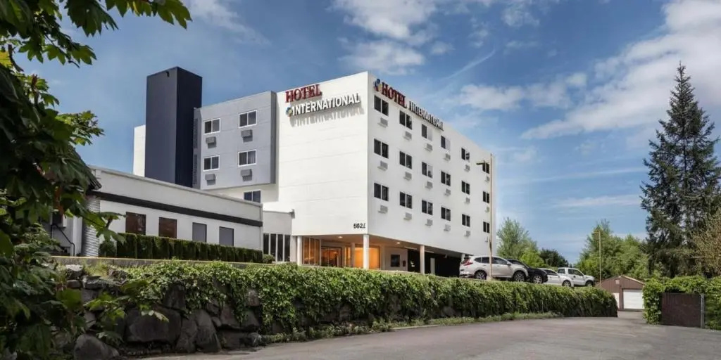 photo 1 of Hotel International