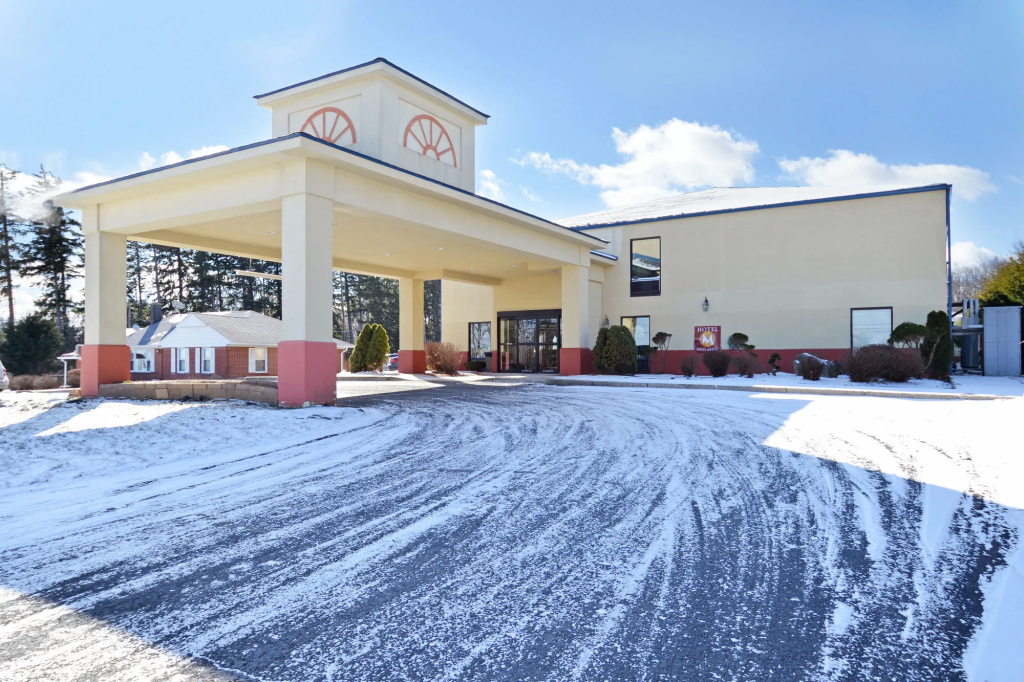 photo 1 of Hotel M Mount Pocono