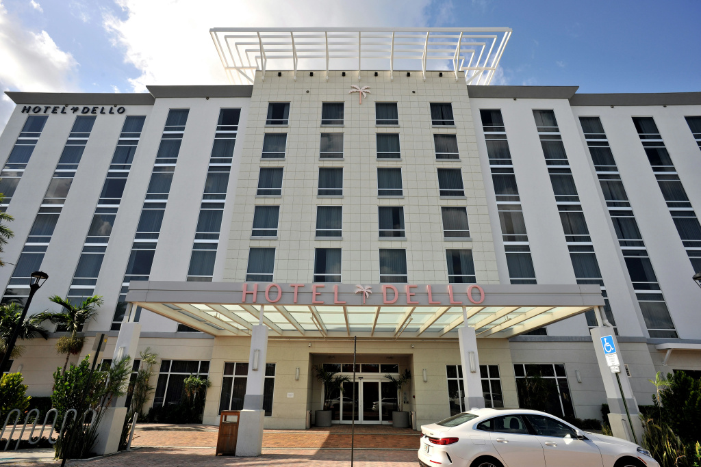 photo 1 of Hotel Dello Fort Lauderdale Airport, Tapestry Collection by Hilton