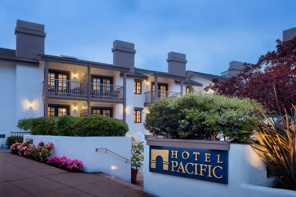 photo 1 of Hotel Pacific