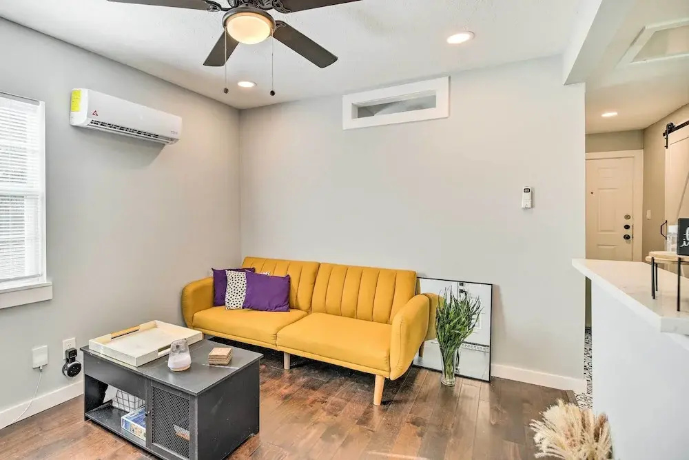 photo 1 of Houston Apartment ~ 13 Mi to Downtown!