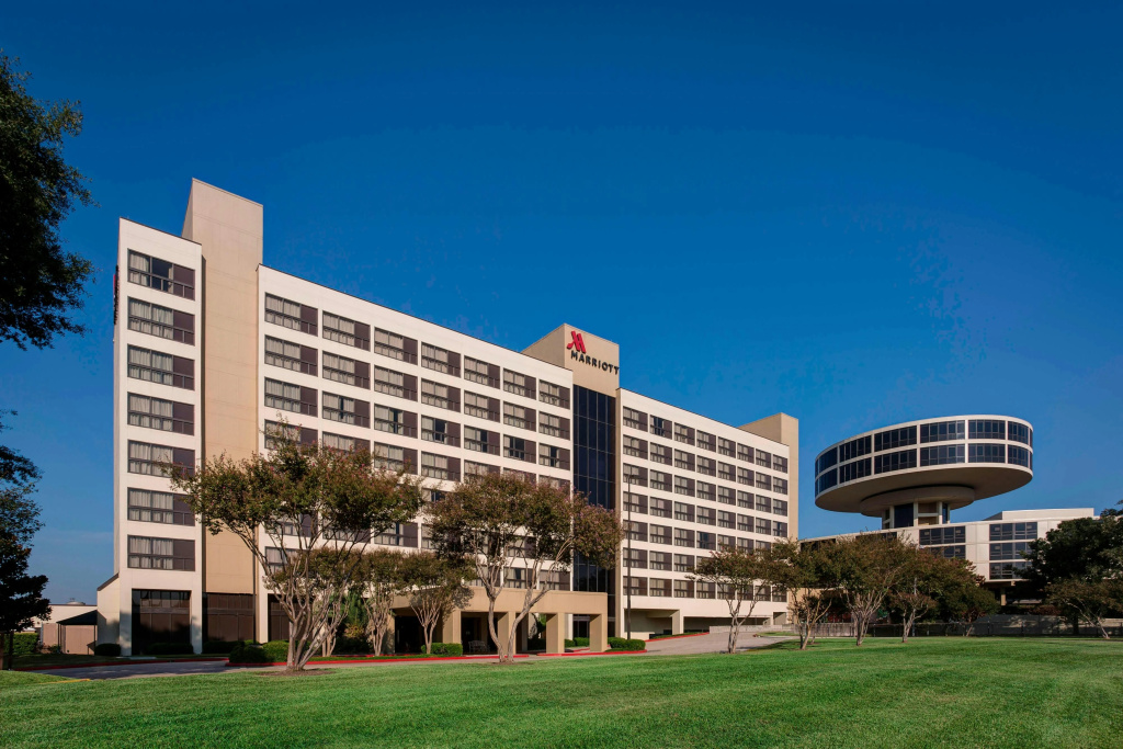photo 1 of Houston Airport Marriott at George Bush Intercontinental