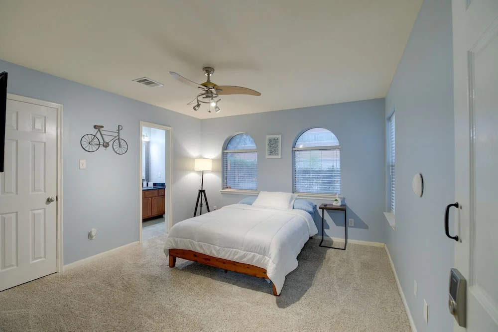 photo 1 of Houston Townhome By George Brown Convention Center