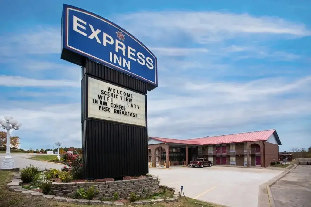 photo 1 of Express Inn