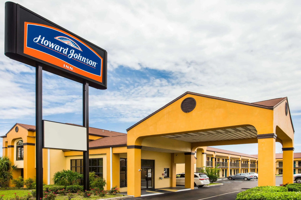 photo 1 of Howard Johnson by Wyndham Panama City