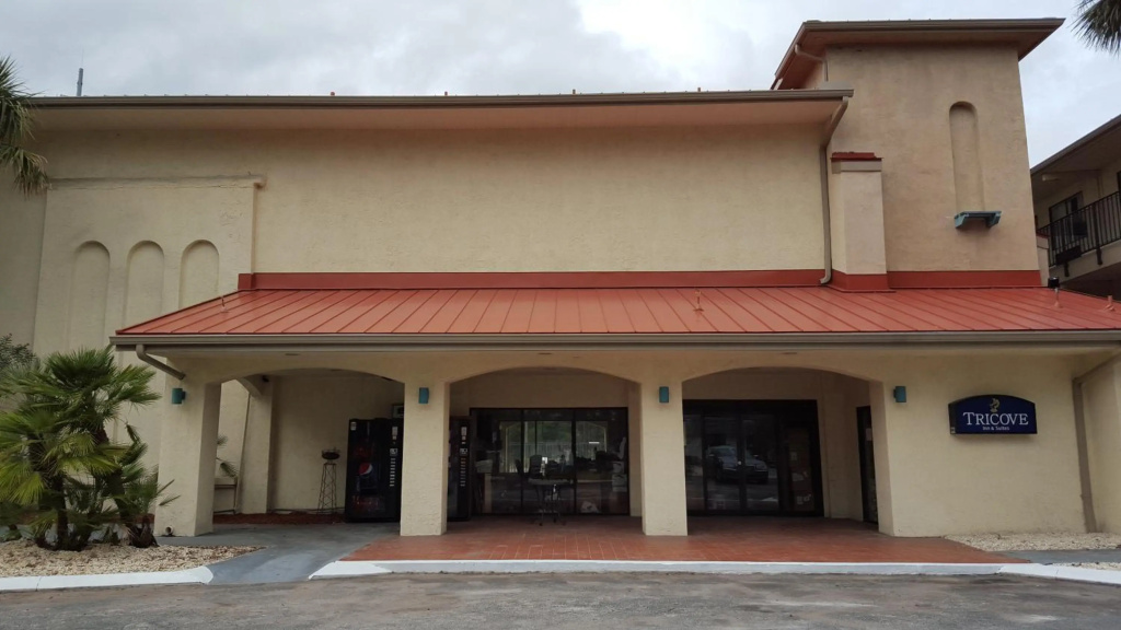 photo 1 of Tricove Inn & Suites