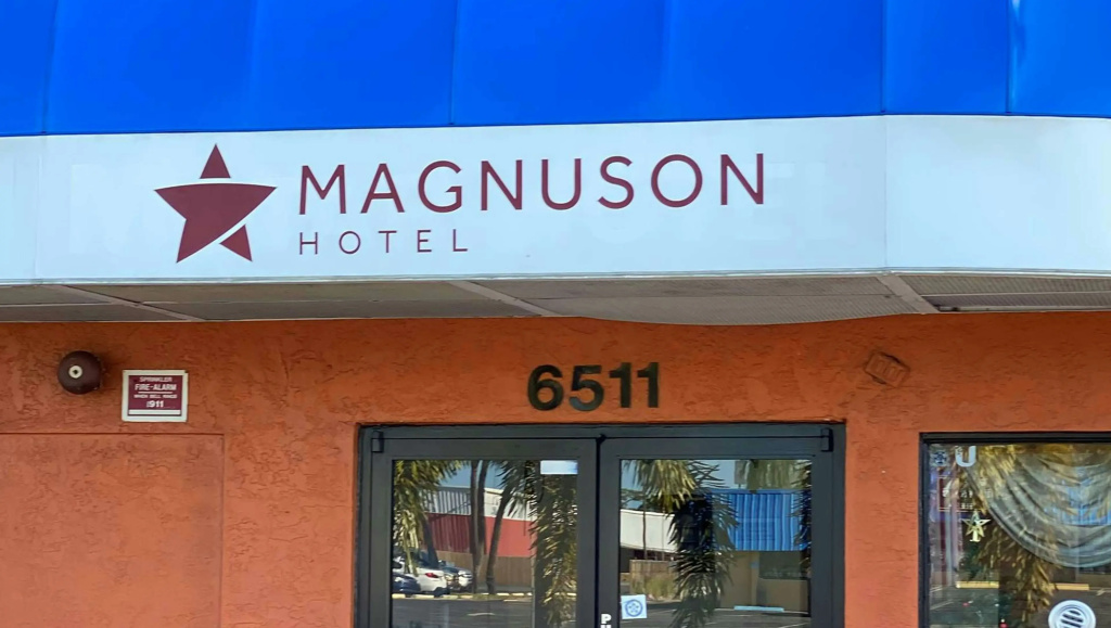 photo 1 of Magnuson Hotel Bradenton