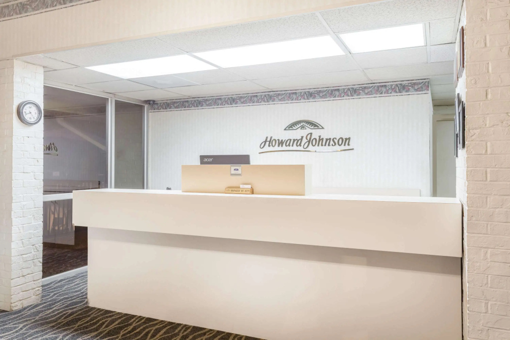 photo 1 of Howard Johnson by Wyndham Commerce GA