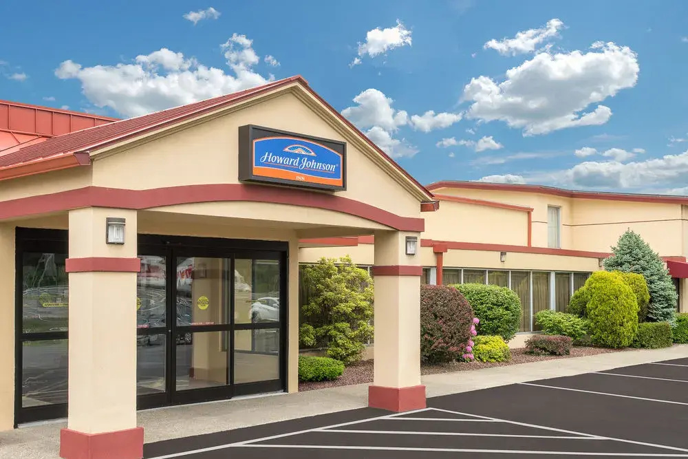 photo 1 of Howard Johnson Inn Saugerties