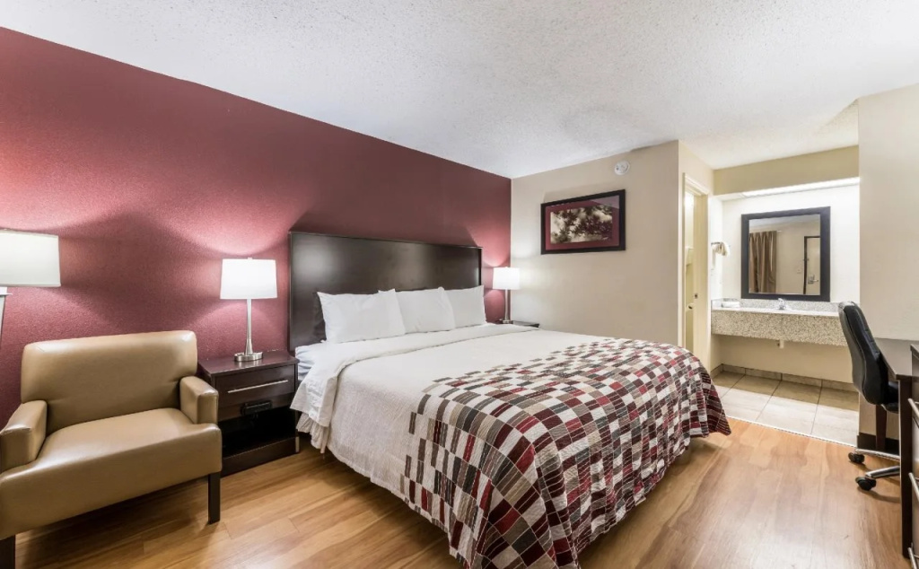photo 1 of Red Roof Inn Lexington, NC