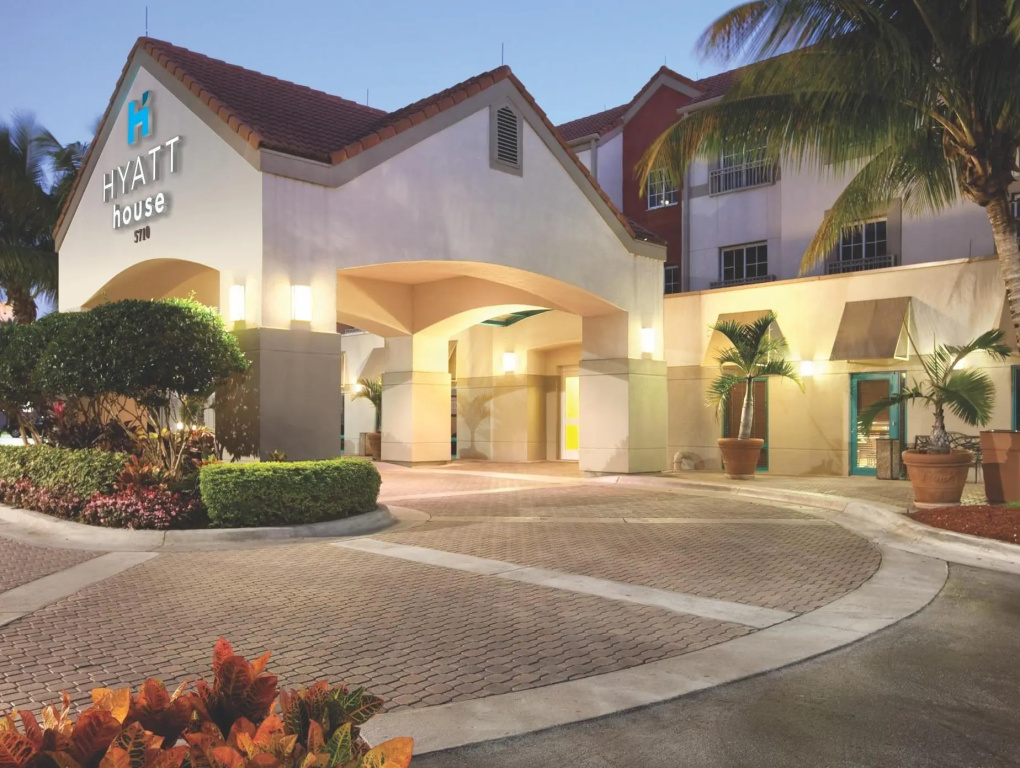 photo 1 of HYATT house Miami Airport