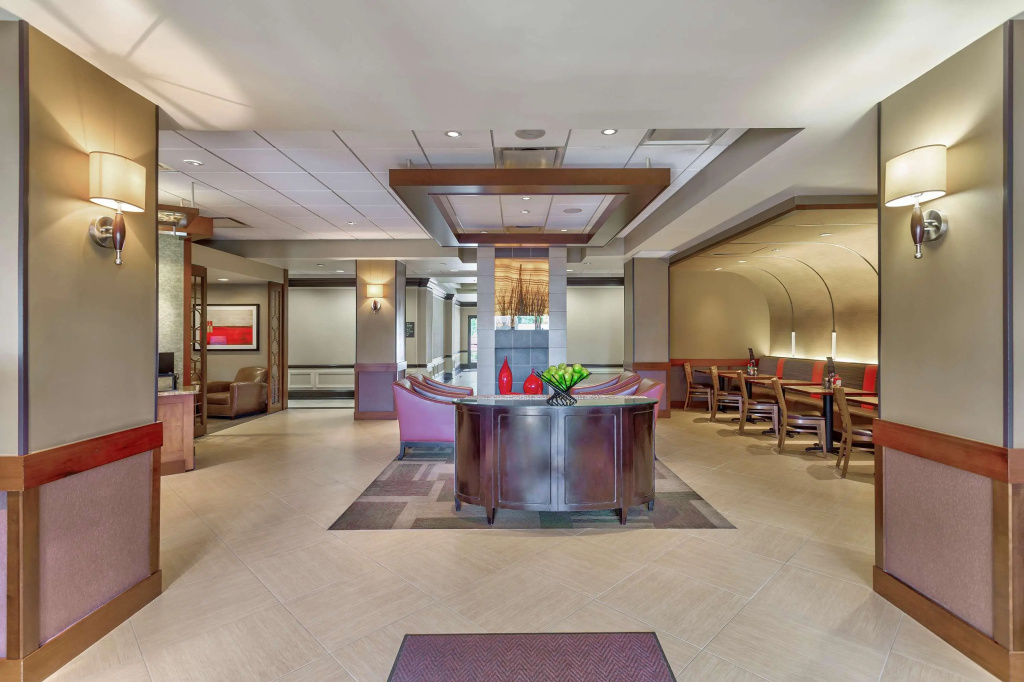 photo 1 of Hyatt Place Kansas City Airport