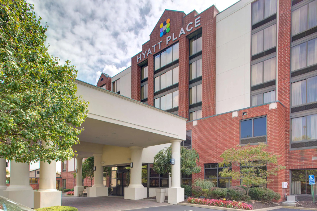 photo 1 of Hyatt Place Pittsburgh Airport/Robinson Mall