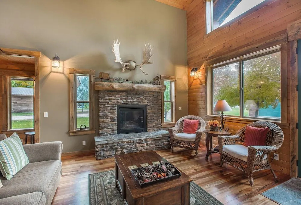 photo 1 of Icicle Creek Lodge